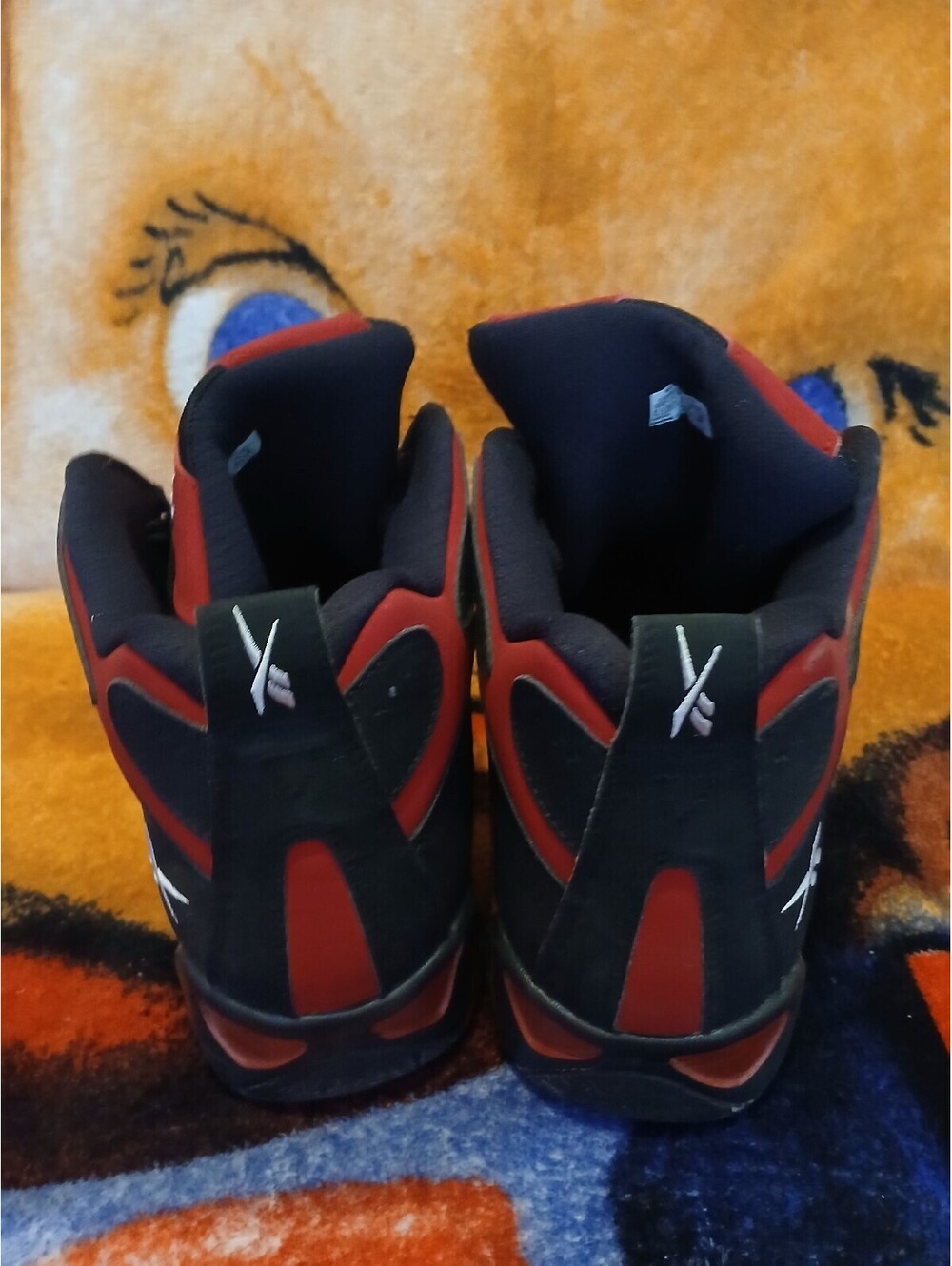Reebok Men's Basketball Shoes Size 11.5 Black and Red - Picture 4 of 6
